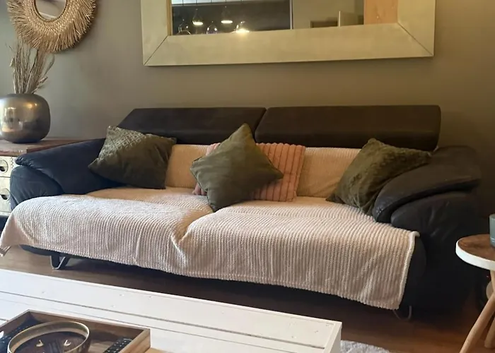 Appartement Old - Elegant Cocoon 70 M2-garden 55 M2 *