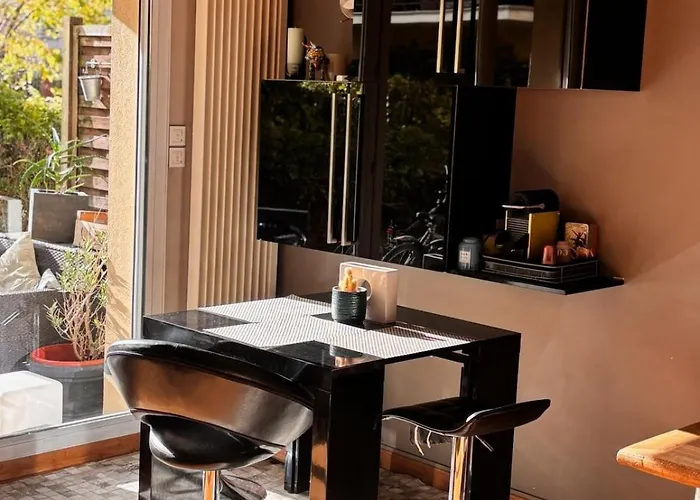 Old - Elegant Cocoon 70 M2-garden 55 M2 *