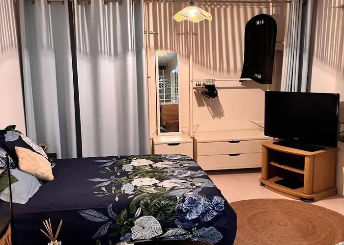 Appartement Old - Elegant Cocoon 70 M2-garden 55 M2 *