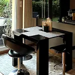 Old - Elegant Cocoon 70 M2-garden 55 M2 شقة ليل