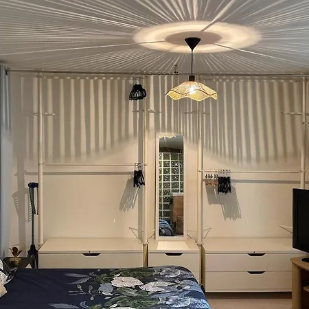 Old - Elegant Cocoon 70 M2-garden 55 M2 Apartment *